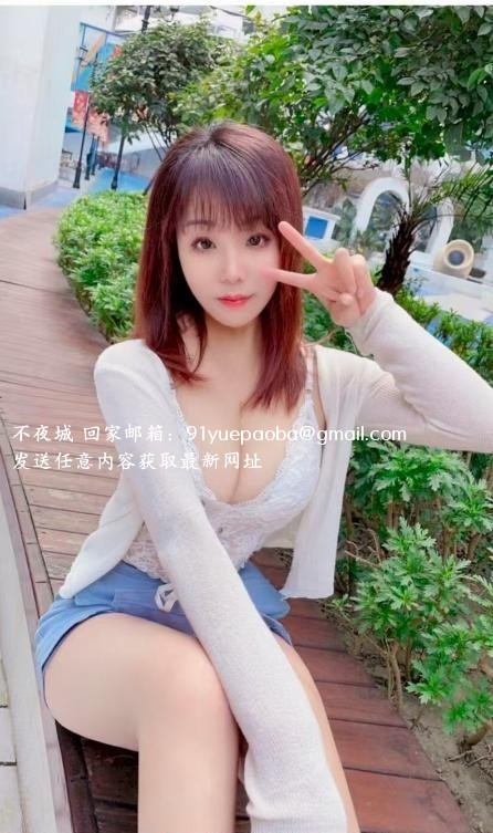 青羊大胸美女晴晴