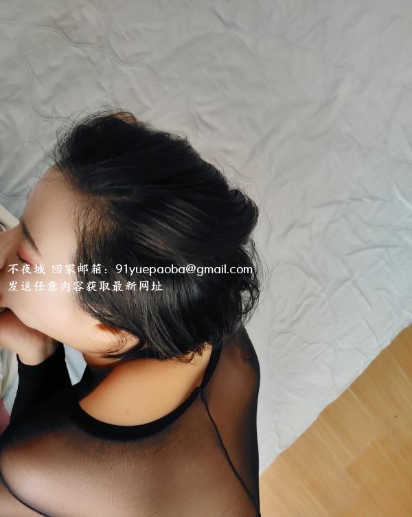连体袜骚女
