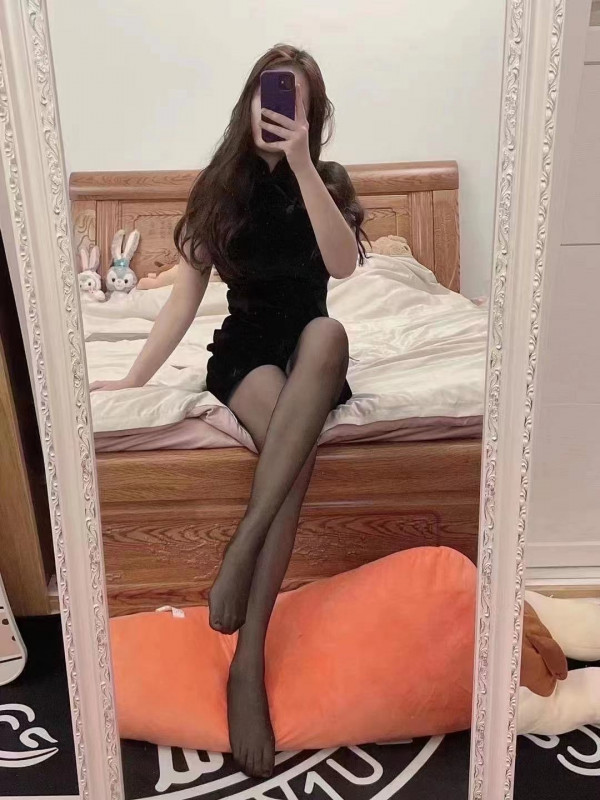 美腿骚妇叮当