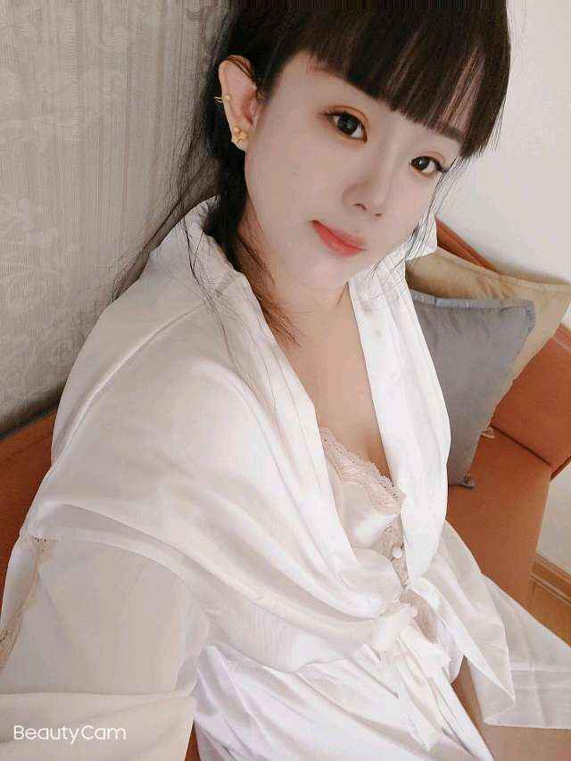 后门小女孩